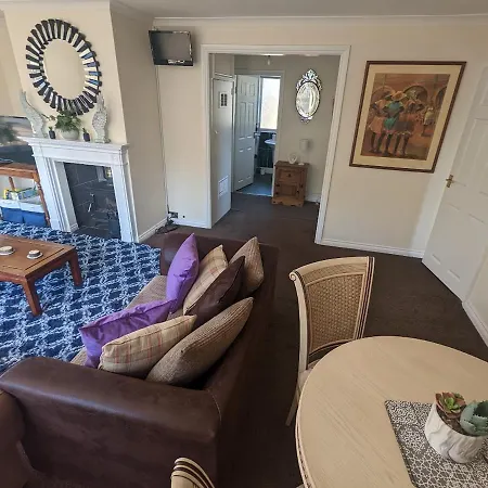 Fieldside View Sleeps 7 Village Near Whitby *