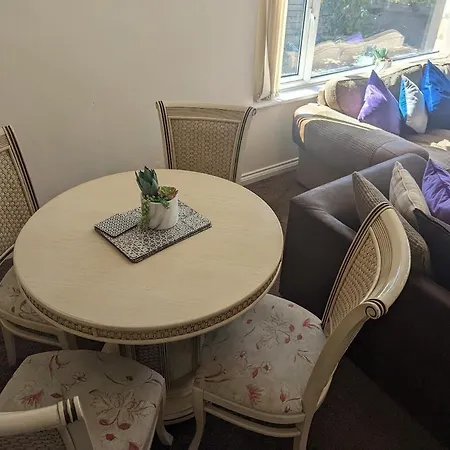 Апартаменты Fieldside View Sleeps 7 Village Near Whitby Sleights